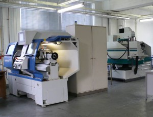 Ein Blick in die Werkstatt von CNC Feinmechanik Philipp Baroke ein blick in die werkstatt von cnc feinmechanik philipp baroke